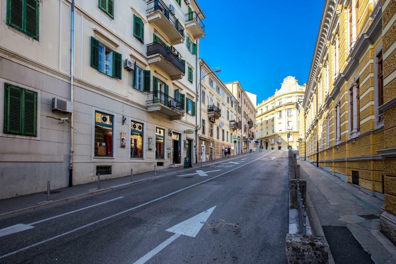 Stay In Rijeka Exterior photo