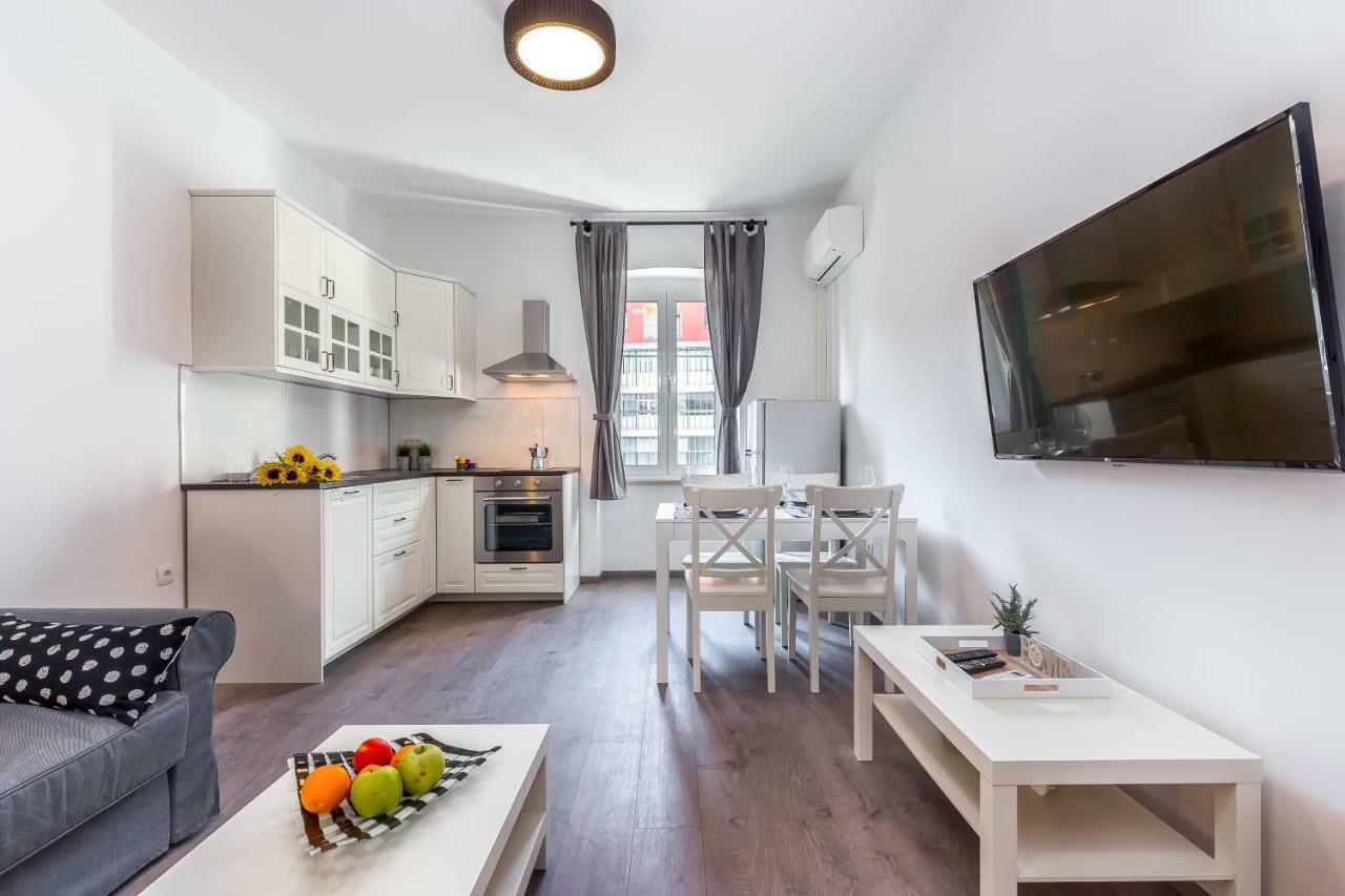 Stay In Rijeka Exterior photo
